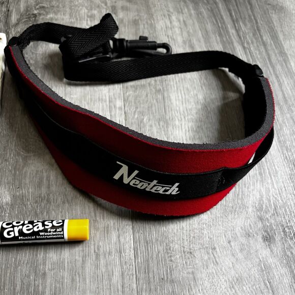 Alto Saxophone Starter Kit Lot Book Neotech Neck Strap Rico Reeds Cork Grease - Picture 3 of 5